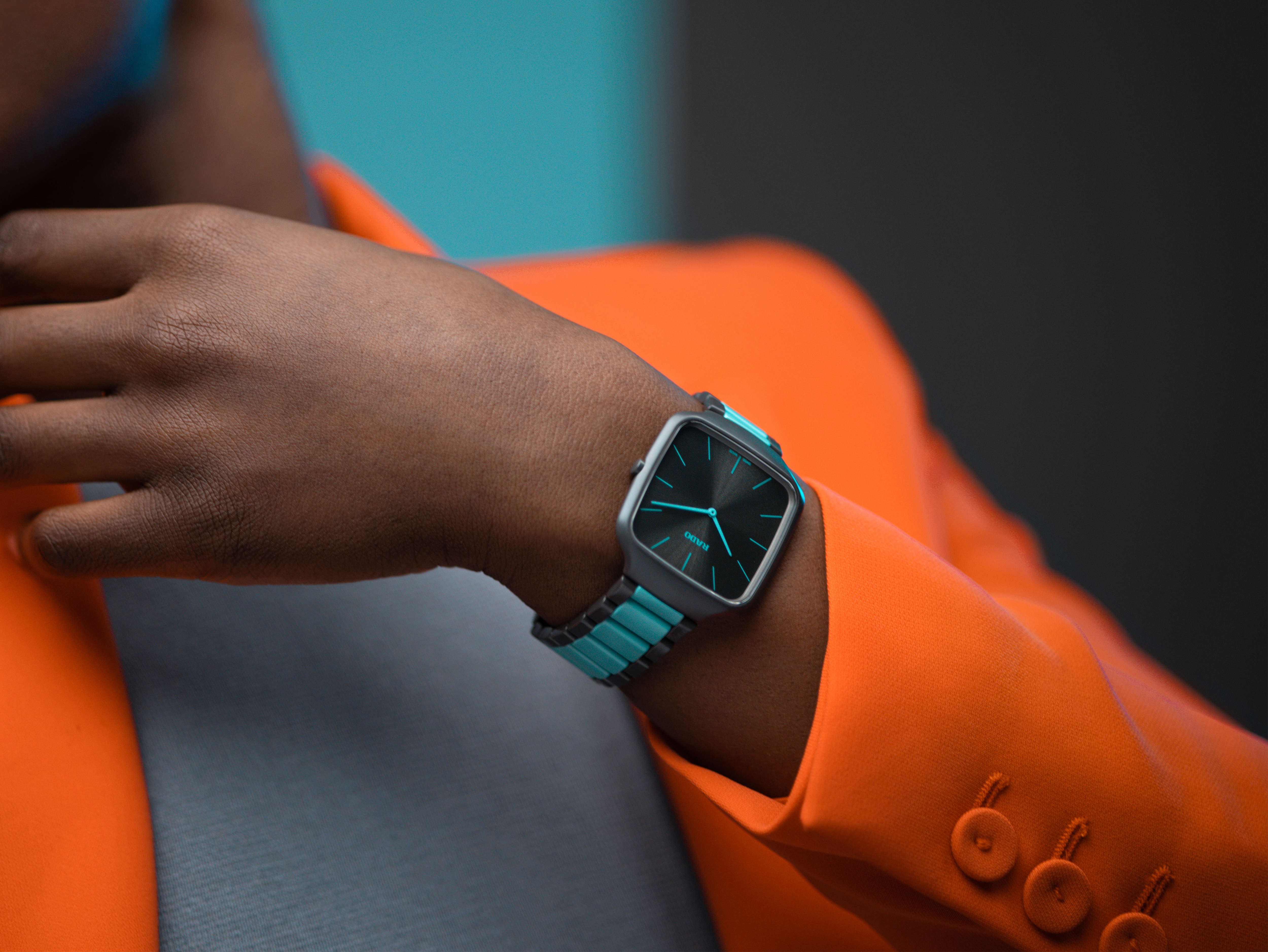 true-square-thinline-les-couleurs-le-corbusier